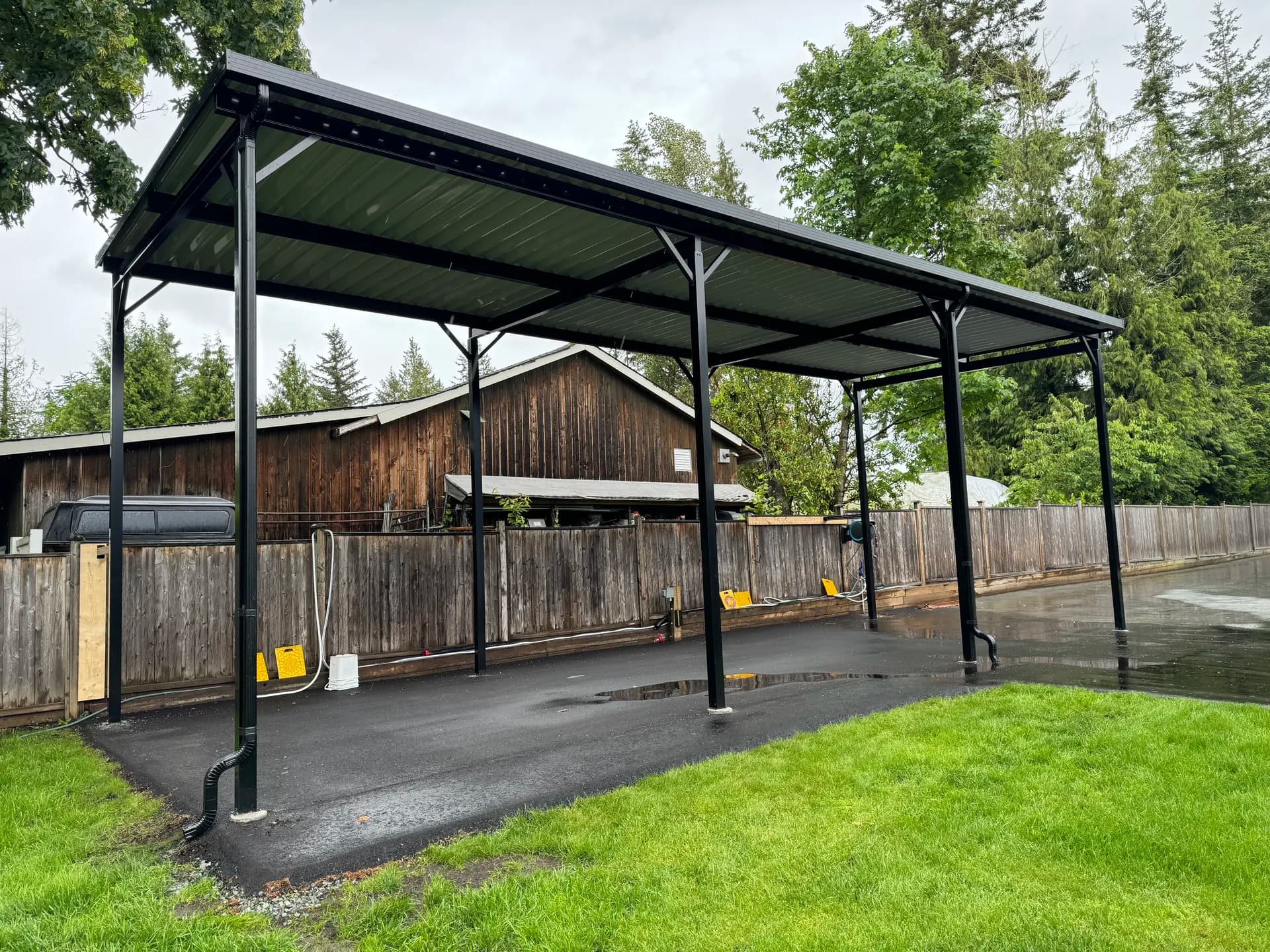 All-Season Glass Enclosure